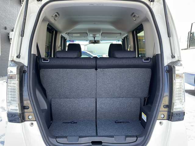 ホンダ Ｎ ＢＯＸ カスタム G SSパッケージ 道北・旭川 2016(平28)年 6.7万km プレミアムホワイトパールⅡ /４ＷＤ　//スマートキー//純正ナビ　//ＣＤ・ＤＶＤ・ＳＤ・フルセグＴＶ　//両側パワースライドドア　//ステアリングリモコン　//前席シートヒーター　//ＨＩＤヘッドライト　//オートライト　//リアサンシェード//ＥＴＣ//純正１４インチアルミホイール//保証書//取説