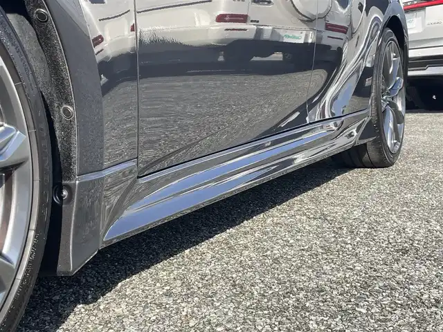 レクサス ＩＳ 350 Fスポーツ 兵庫県 2022(令4)年 1.4万km ソニッククロム /TRDエアロ//TRDフロントスポイラー//TRDサイドスカート//TRDスポーツマフラー&リヤディフューザー//TRDメンバーブレースセット//内装：フレアレッド//OP Fスポーツ専用オレンジキャリパー//OP 専用本革スポーツシート（ヒーター/ベンチレーション）//純正ナビ//地デジ/DVD/BT/USB/AUX/Miracast//バックカメラ//ステアリングリモコン（スタリングヒーター付）//ナノイーエアコン//純正19インチAW//ビルトインETC//360度ドライブレコーダー//レーダークルーズコントロール//プリクラッシュセーフティ//LTA/BSM/PKSB/RSA//先行車発進お知らせ//クリアランスソナー//カードキー