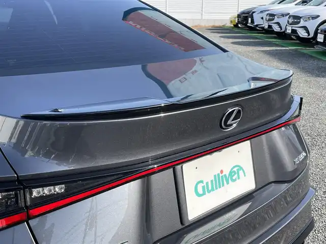 レクサス ＩＳ 350 Fスポーツ 兵庫県 2022(令4)年 1.4万km ソニッククロム /TRDエアロ//TRDフロントスポイラー//TRDサイドスカート//TRDスポーツマフラー&リヤディフューザー//TRDメンバーブレースセット//内装：フレアレッド//OP Fスポーツ専用オレンジキャリパー//OP 専用本革スポーツシート（ヒーター/ベンチレーション）//純正ナビ//地デジ/DVD/BT/USB/AUX/Miracast//バックカメラ//ステアリングリモコン（スタリングヒーター付）//ナノイーエアコン//純正19インチAW//ビルトインETC//360度ドライブレコーダー//レーダークルーズコントロール//プリクラッシュセーフティ//LTA/BSM/PKSB/RSA//先行車発進お知らせ//クリアランスソナー//カードキー