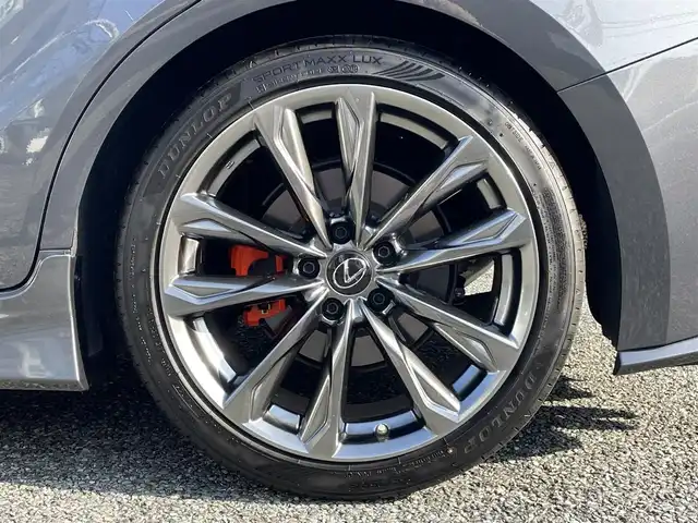 レクサス ＩＳ 350 Fスポーツ 兵庫県 2022(令4)年 1.4万km ソニッククロム /TRDエアロ//TRDフロントスポイラー//TRDサイドスカート//TRDスポーツマフラー&リヤディフューザー//TRDメンバーブレースセット//内装：フレアレッド//OP Fスポーツ専用オレンジキャリパー//OP 専用本革スポーツシート（ヒーター/ベンチレーション）//純正ナビ//地デジ/DVD/BT/USB/AUX/Miracast//バックカメラ//ステアリングリモコン（スタリングヒーター付）//ナノイーエアコン//純正19インチAW//ビルトインETC//360度ドライブレコーダー//レーダークルーズコントロール//プリクラッシュセーフティ//LTA/BSM/PKSB/RSA//先行車発進お知らせ//クリアランスソナー//カードキー