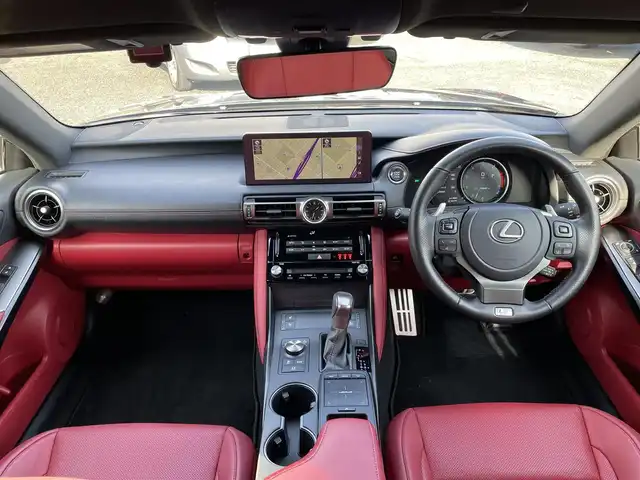 レクサス ＩＳ 350 Fスポーツ 兵庫県 2022(令4)年 1.4万km ソニッククロム /TRDエアロ//TRDフロントスポイラー//TRDサイドスカート//TRDスポーツマフラー&リヤディフューザー//TRDメンバーブレースセット//内装：フレアレッド//OP Fスポーツ専用オレンジキャリパー//OP 専用本革スポーツシート（ヒーター/ベンチレーション）//純正ナビ//地デジ/DVD/BT/USB/AUX/Miracast//バックカメラ//ステアリングリモコン（スタリングヒーター付）//ナノイーエアコン//純正19インチAW//ビルトインETC//360度ドライブレコーダー//レーダークルーズコントロール//プリクラッシュセーフティ//LTA/BSM/PKSB/RSA//先行車発進お知らせ//クリアランスソナー//カードキー
