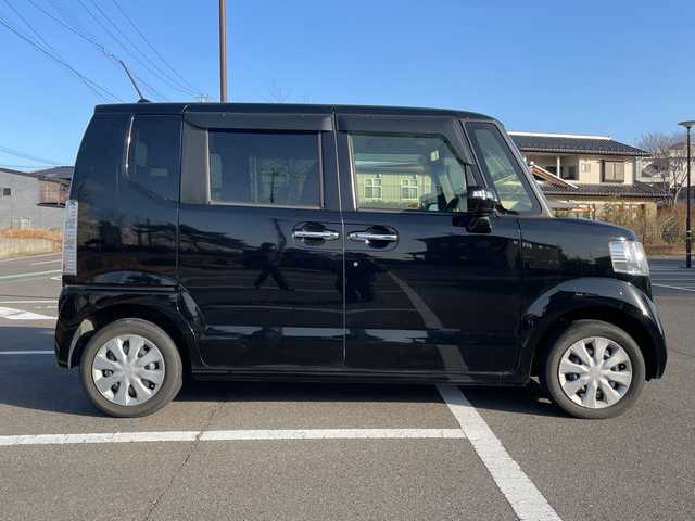 ホンダ Ｎ ＢＯＸ G SSパッケージ 福島県 2017(平29)年 9万km クリスタルブラックパール ４WD/社外メモリーナビ/横滑り防止装置/バックカメラ/ETC/ECONモード/両側パワースライドドア/前席シートヒーター/ステアリングリモコン/プッシュスタート/スマートキー/オートライト/電格ミラー/ドアバイザー