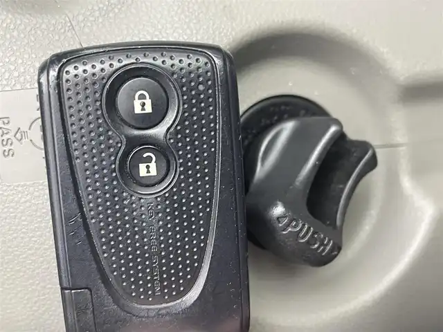 トヨタ ピクシススペース X 群馬県 2012(平24)年 3.3万km ライトローズマイカメタリック 純正ナビ　ＤＶＤ／ＣＤ　ワンセグ　ＥＴＣ　キセノンヘッドライト　パワーステアリング　パワーウィンドウ　アイドリングストップ　オートエアコン　スマートキー　スペアキー　キーレス　純正フロアマット　禁煙