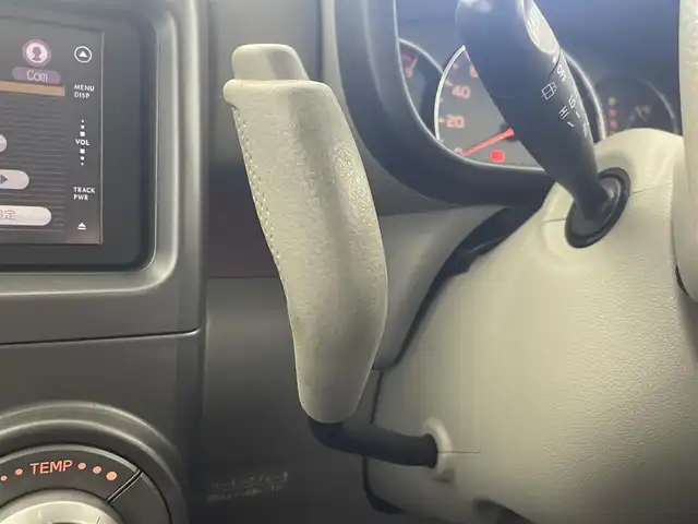 トヨタ ピクシススペース X 群馬県 2012(平24)年 3.3万km ライトローズマイカメタリック 純正ナビ　ＤＶＤ／ＣＤ　ワンセグ　ＥＴＣ　キセノンヘッドライト　パワーステアリング　パワーウィンドウ　アイドリングストップ　オートエアコン　スマートキー　スペアキー　キーレス　純正フロアマット　禁煙