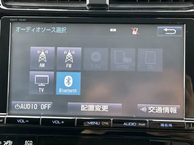 トヨタ プリウス S 奈良県 2016(平28)年 5.8万km ホワイトパールクリスタルシャイン 純正９インチナビ　/フルセグＴＶ　/デジタルインナーミラー　/ＥＴＣ　/ドライブレコーダー　/クルーズコントロール　/バックカメラ　/モデリスタエアロ　/コーナーセンサー　/社外１８インチアルミホイール　/スマートキー/AAC/スペアキー有/衝突被害軽減システム