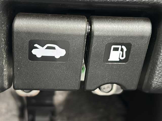 日産 セレナ HWS S HV Vセレ +Sefty 岐阜県 2014(平26)年 8万km ブリリアントホワイトパール 純正8型ナビ/後席10.2型モニター/Bluetooth/フルセグ視聴/CD/DVD/両側電動スライドドア/前方ドライブレコーダー/ETC/LEDヘッドライト/クルーズコントロール/プッシュスタート/スマートキー