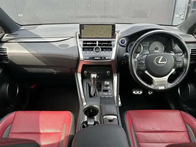 レクサス ＮＸ 300h Fスポーツ 道東・釧路十勝 2019(令1)年 3.6万km ホワイトノーヴァガラスフレーク 4WD/寒冷地仕様/純正10.3インチメモリナビ・フルセグTV/CD・DVD・Bluetooth・SD・USB/OPマークレビンソンプレミアムサウンド/OPパノラミックビューモニター/OPパノラマルーフ/OPカラーヘッドアップディスプレイ/OPブラインドスポットモニター/革スポーツシート/前席エアシート・シートヒーター/前席パワーシート/ステアリングヒーター/セーフティシステムプラス/プリクラッシュセーフティ/レーダークルーズコントロール/レーントレーシングアシスト/オートマチックハイビーム/クリアランスソナー/OP AC100V1500W/ビルトインETC/前方ドライブレコーダー/スマートキー一体式エンジンスターター/OP三眼LEDヘッドランプ/オートライト/LEDフォグランプ/リアフォグランプ/純正18インチアルミ/スペアキー・カードキー有