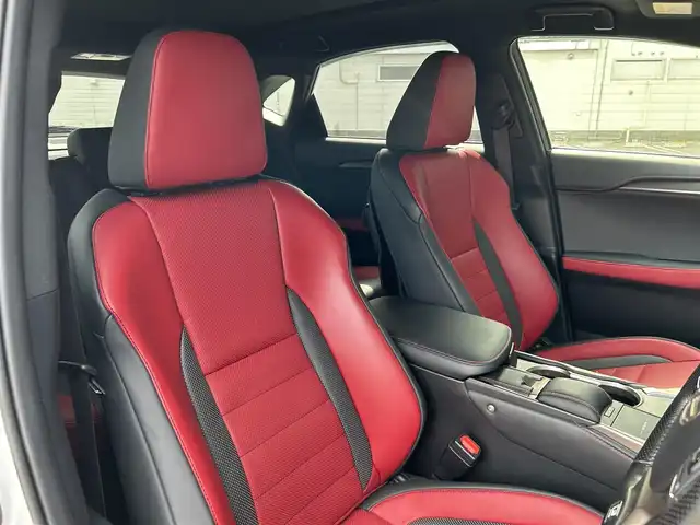 レクサス ＮＸ 300h Fスポーツ 道東・釧路十勝 2019(令1)年 3.6万km ホワイトノーヴァガラスフレーク 4WD/寒冷地仕様/純正10.3インチメモリナビ・フルセグTV/CD・DVD・Bluetooth・SD・USB/OPマークレビンソンプレミアムサウンド/OPパノラミックビューモニター/OPパノラマルーフ/OPカラーヘッドアップディスプレイ/OPブラインドスポットモニター/革スポーツシート/前席エアシート・シートヒーター/前席パワーシート/ステアリングヒーター/セーフティシステムプラス/プリクラッシュセーフティ/レーダークルーズコントロール/レーントレーシングアシスト/オートマチックハイビーム/クリアランスソナー/OP AC100V1500W/ビルトインETC/前方ドライブレコーダー/スマートキー一体式エンジンスターター/OP三眼LEDヘッドランプ/オートライト/LEDフォグランプ/リアフォグランプ/純正18インチアルミ/スペアキー・カードキー有
