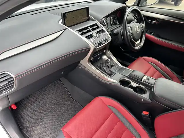 レクサス ＮＸ 300h Fスポーツ 道東・釧路十勝 2019(令1)年 3.6万km ホワイトノーヴァガラスフレーク 4WD/寒冷地仕様/純正10.3インチメモリナビ・フルセグTV/CD・DVD・Bluetooth・SD・USB/OPマークレビンソンプレミアムサウンド/OPパノラミックビューモニター/OPパノラマルーフ/OPカラーヘッドアップディスプレイ/OPブラインドスポットモニター/革スポーツシート/前席エアシート・シートヒーター/前席パワーシート/ステアリングヒーター/セーフティシステムプラス/プリクラッシュセーフティ/レーダークルーズコントロール/レーントレーシングアシスト/オートマチックハイビーム/クリアランスソナー/OP AC100V1500W/ビルトインETC/前方ドライブレコーダー/スマートキー一体式エンジンスターター/OP三眼LEDヘッドランプ/オートライト/LEDフォグランプ/リアフォグランプ/純正18インチアルミ/スペアキー・カードキー有
