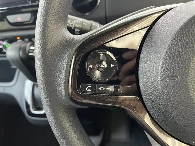 ホンダ Ｎ ＢＯＸ カスタム G L ホンダセンシング 高知県 2019(令1)年 4.9万km プラチナホワイトパール 純正ナビ/　Bluetooth/フルセグ/　CD/DVD/AM/FM/ホンダセンシング/バックカメラ/クルーズコントロール/ETC/両側パワースライドドア/ドライブレコーダー/プッシュスタート/LEDヘッドライト/純正フロアマット/スマートキー/純正14インチアルミホイール/ベンチシート/コーナーセンサー/盗難防止装置