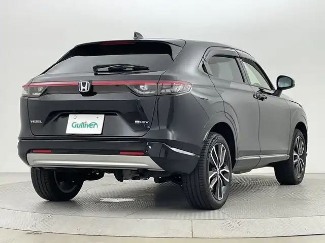 ホンダ ヴェゼル ハイブリッド e:HEV Z 新潟県 2023(令5)年 1.6万km クリスタルブラックパール ４WD/ワンオーナー/禁煙車/ホンダセンシング/ホンダコネクトナビ/　　CD/DVD/AM/FM/フルセグ/BT/バックモニター/フリーアクセスパワーバックドア/アダプティブクルーズコントロール/LEDシーケンシャルターンライト/ハーフレザーシート/前席シートヒーター/純正18インチアルミホイール付/ダウンヒルアシストコントロール/ステアリングスイッチ/ステアリングヒーター/パドルシフト/電動パーキングブレーキ/オートブレーキホールド/スペアキー/スマートキー/ETC