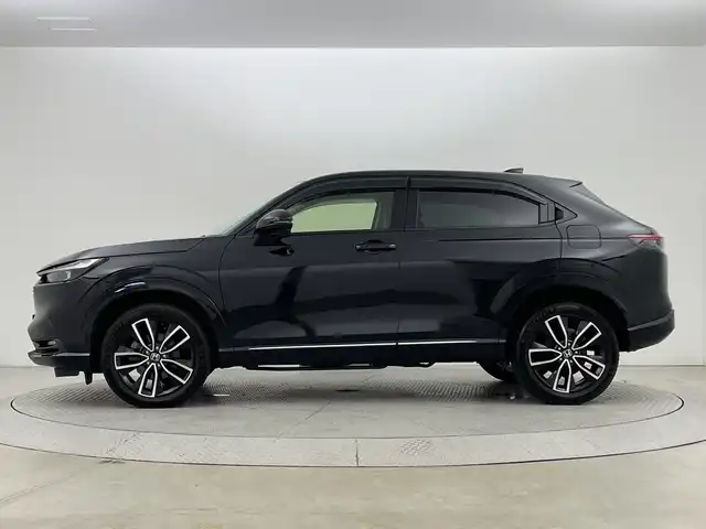 ホンダ ヴェゼル ハイブリッド e:HEV Z 新潟県 2023(令5)年 1.6万km クリスタルブラックパール ４WD/ワンオーナー/禁煙車/ホンダセンシング/ホンダコネクトナビ/　　CD/DVD/AM/FM/フルセグ/BT/バックモニター/フリーアクセスパワーバックドア/アダプティブクルーズコントロール/LEDシーケンシャルターンライト/ハーフレザーシート/前席シートヒーター/純正18インチアルミホイール付/ダウンヒルアシストコントロール/ステアリングスイッチ/ステアリングヒーター/パドルシフト/電動パーキングブレーキ/オートブレーキホールド/スペアキー/スマートキー/ETC