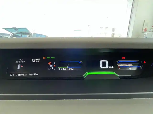 ホンダ フリード ハイブリット G ホンダセンシング 千葉県 2016(平28)年 11.1万km コバルトブルーパール Honda SENSING/・衝突軽減ブレーキ〈CMBS〉/・誤発進抑制機能/・歩行者事故低減ステアリング/・路外逸脱抑制機能/・ACC〈アダプティブ・クルーズ・コントロール〉/・LKAS〈車線維持支援システム〉/・先行車発進お知らせ機能/・標識認識機能/純正ディーラーOPナビ/・AM・FM/CD・DVD/BT/フルセグテレビ/バックカメラ/ビルトインETC/両側パワースライドドア/純正フロアマット/プッシュスタート/スマートキー/保証書