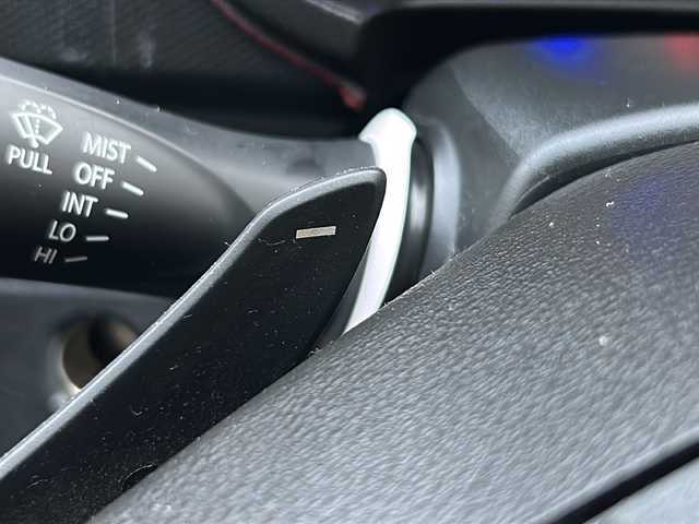 スズキ アルト ターボRS 山梨県 2016(平28)年 6.5万km ピュアレッド ４WD /スズキセーフティサポート/　・レーダーブレーキサポート/　・横滑り防止装置/純正メモリナビ/　(CD/DVD/BT/フルセグ)/バックカメラ/HIDオートライト/シートヒーター/純正15インチアルミホイール/パドルシフト/アイドリングストップ/スマートキー/ETC