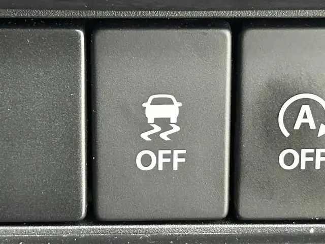 スズキ クロスビー HYBRID MZ 道央・札幌 2020(令2)年 4.8万km キャラバンアイボリーパールメタリック/ホワイト 2トーンルーフ ・ワンオーナー/・４WD/・ディーラーOPナビ/　CD/DVD/SD/BT/フルセグ/・全方位カメラ/・ビルトインETC/・前方ドライブレコーダー/・衝突軽減ブレーキ/・クルーズコントロール/・レーンキープアシスト/・クリアランスソナー/・オートハイビーム/・前席シートヒーター/・LEDヘッドライト/・フォグライト/・オートライト/・プッシュスタート/・スマートキー/・純正フロアマット/・ドアバイザー