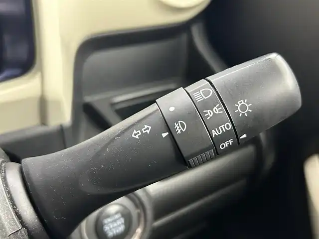 スズキ クロスビー HYBRID MZ 道央・札幌 2020(令2)年 4.8万km キャラバンアイボリーパールメタリック/ホワイト 2トーンルーフ ・ワンオーナー/・４WD/・ディーラーOPナビ/　CD/DVD/SD/BT/フルセグ/・全方位カメラ/・ビルトインETC/・前方ドライブレコーダー/・衝突軽減ブレーキ/・クルーズコントロール/・レーンキープアシスト/・クリアランスソナー/・オートハイビーム/・前席シートヒーター/・LEDヘッドライト/・フォグライト/・オートライト/・プッシュスタート/・スマートキー/・純正フロアマット/・ドアバイザー