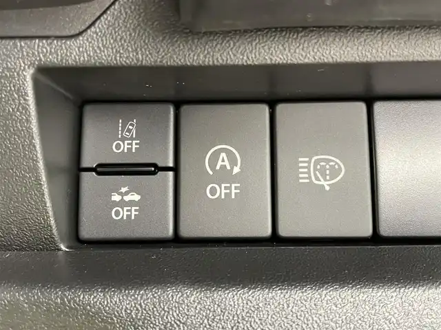 スズキ ジムニー XC 宮城県 2023(令5)年 0.9万km ジャングルグリーン 4WD/パイオニア8型ナビ(AM/FM/CD/DVD/BT/iPod/フルセグ)/バックカメラ/ETC/横滑り防止装置/ダウンヒルアシストコントロール/衝突被害軽減システム/クルーズコントロール/レーンキープアシスト/オートライト/純正マット/バイザー/シートヒーター(D/N)/ドライブレコーダー(CSD-670FH)/LEDヘッドライト/電動格納ミラー/キーレスエントリー