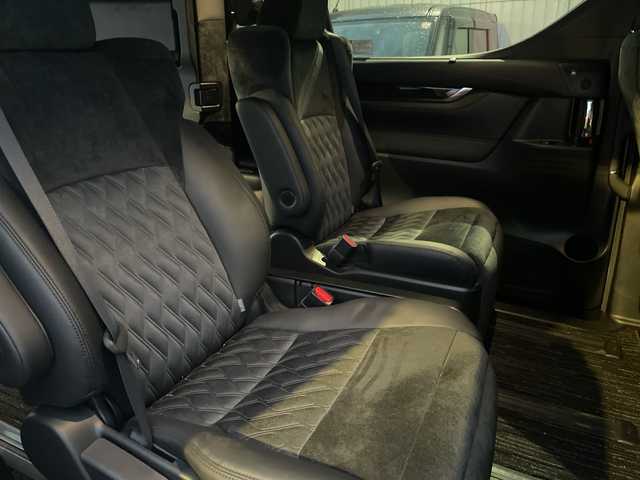 トヨタ ヴェルファイア ハイブリット ZR 神奈川県 2017(平29)年 1.8万km ホワイトパールクリスタルシャイン ワンオーナー/4WD/ダブルサンルーフ/JBLプレミアムサウンドシステム/純正フリップダウンモニター/メーカーナビ/フルセグTV/バックカメラ/プリクラッシュセーフティシステム/運転席パワーシート/パワーバックドア/両側パワースライドドア/社外空気圧センサー/レーダークルーズコントロール/ビルトインETC2.0/ドライブレコーダー/社外AW付スタッドレスタイヤ4本積込/スマートキー　2本/保証書/取扱説明書