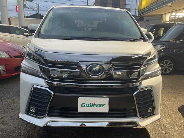 トヨタ ヴェルファイア ハイブリット ZR 神奈川県 2017(平29)年 1.8万km ホワイトパールクリスタルシャイン ワンオーナー/4WD/ダブルサンルーフ/JBLプレミアムサウンドシステム/純正フリップダウンモニター/メーカーナビ/フルセグTV/バックカメラ/プリクラッシュセーフティシステム/運転席パワーシート/パワーバックドア/両側パワースライドドア/社外空気圧センサー/レーダークルーズコントロール/ビルトインETC2.0/ドライブレコーダー/社外AW付スタッドレスタイヤ4本積込/スマートキー　2本/保証書/取扱説明書