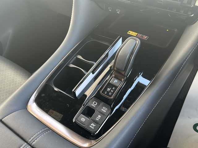 トヨタ ヴェルファイア ハイブリット Z プレミア 神奈川県 2023(令5)年 2万km プラチナホワイトパールマイカ ワンオーナー/サンルーフ/ユニバーサルステップ/純正ナビ(USB/BT/HDMI/フルセグTV/Miracast)/パノラミックビューモニター/純正12.1型フリップダウンモニター/電動サイドシェード/トヨタセーフティセンス/ブラインドスポットモニター/クリアランスソナー/パドルシフト/1500W電源/黒革シート/シートヒーター/シートクーラー/パワーシート/ステアリングヒーター/置くだけ充電/ヘッドアップディスプレイ/パワーバックドア/両側パワースライドドア/デジタルインナーミラー/ビルトインETC2.0/前後ドライブレコーダー/純正フロアマット/純正ドアバイザー/オートミラー/ISOFIX/スペアキー×1