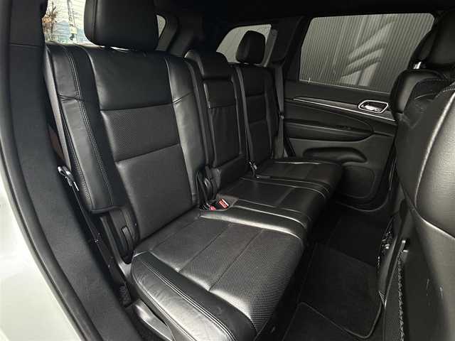 クライスラー・ジープ ジープ グランドチェロキー LTD 長野県 2020(令2)年 5.6万km ブライトホワイトクリアコート ＣａｒＰｌａｙ/黒革シート/ベンチレーション/シートヒーター/PWシート/ヒーテッドステアリング/ACC/BSM/LKA/パークアシスト/純正ナビ/バックカメラ/サイドカメラ/フロントカメラ/地デジ/ＥＴＣ2.0/アイドリングストップ/パドルシフト/パークセンサー/LEDヘッドライト/パワーバックドア/イルディセントコントロール/USB/AUX