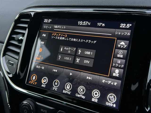 クライスラー・ジープ ジープ グランドチェロキー LTD 長野県 2020(令2)年 5.6万km ブライトホワイトクリアコート ＣａｒＰｌａｙ/黒革シート/ベンチレーション/シートヒーター/PWシート/ヒーテッドステアリング/ACC/BSM/LKA/パークアシスト/純正ナビ/バックカメラ/サイドカメラ/フロントカメラ/地デジ/ＥＴＣ2.0/アイドリングストップ/パドルシフト/パークセンサー/LEDヘッドライト/パワーバックドア/イルディセントコントロール/USB/AUX