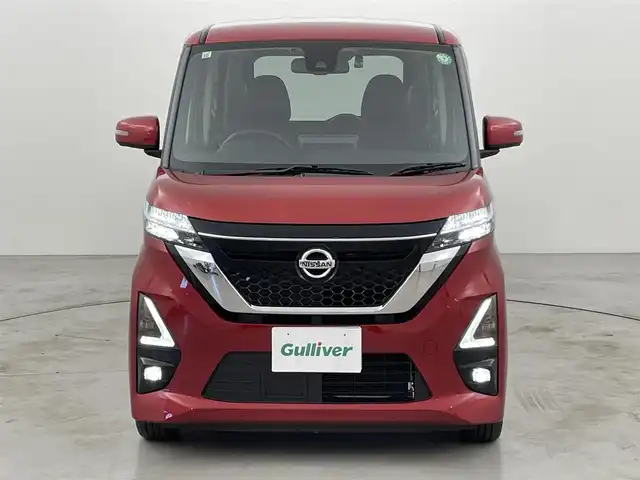 日産 ルークス ハイウェイスター X 福岡県 2021(令3)年 0.8万km スパークリングレッドM ワンオーナー　/純正９型ナビ　/全方位カメラ　/ナビ連動ドライブレコーダー　/ＥＴＣ　/コーナーセンサー　/エマージェンシーブレーキ　/レーンキープ　/踏み間違い防止　/片側電動スライドドア　/純正１４インチＡＷ　/ＬＥＤ