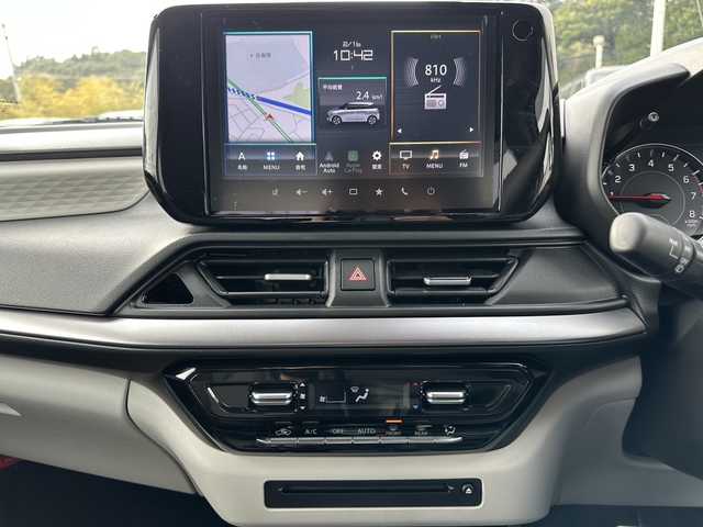 スズキ スイフト HYBRID MZ 大分県 2024(令6)年 0.1万km未満 ピュアホワイトP 登録済み未使用車/全方位カメラ/純正ディスプレイオーディオ/純正16インチアルミホイール/純正LEDヘッドライト/シートヒーター/オートホールド/ステアリングリモコン/5月3日から5月7日までお休みの為、書類発送及び車両搬出は5月8日以降になります。