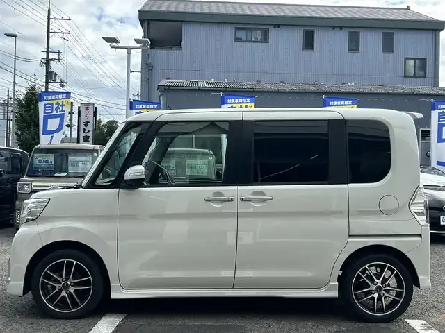 ダイハツ タント カスタム RS SAⅡ 京都府 2016(平28)年 6.1万km パールホワイトⅢ （株）IDOMが運営する【じしゃロン伏見店】の/自社ローン専用車両になります。/こちらは現金またはオートローンご利用時の価格です。/自社ローンご希望の方は別途その旨お申し付けください/純正ナビ/【CD・DVD・ラジオ・TV・SD・BT・iPod・USB・AUX】/両側パワスラ/アイドリングストップ/後方コーナーセンサー/ETC/Bカメラ/ステリモ/横滑り防止装置/レーンキープアシスト/衝突被害軽減システム/純正フロアマット/社外アルミホイール/オートライト/Fフォグ/LEDライト/電格ミラー/ウインカーミラー