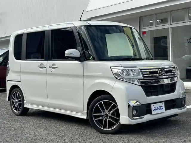 ダイハツ タント カスタム RS SAⅡ 京都府 2016(平28)年 6.1万km パールホワイトⅢ （株）IDOMが運営する【じしゃロン伏見店】の/自社ローン専用車両になります。/こちらは現金またはオートローンご利用時の価格です。/自社ローンご希望の方は別途その旨お申し付けください/純正ナビ/【CD・DVD・ラジオ・TV・SD・BT・iPod・USB・AUX】/両側パワスラ/アイドリングストップ/後方コーナーセンサー/ETC/Bカメラ/ステリモ/横滑り防止装置/レーンキープアシスト/衝突被害軽減システム/純正フロアマット/社外アルミホイール/オートライト/Fフォグ/LEDライト/電格ミラー/ウインカーミラー