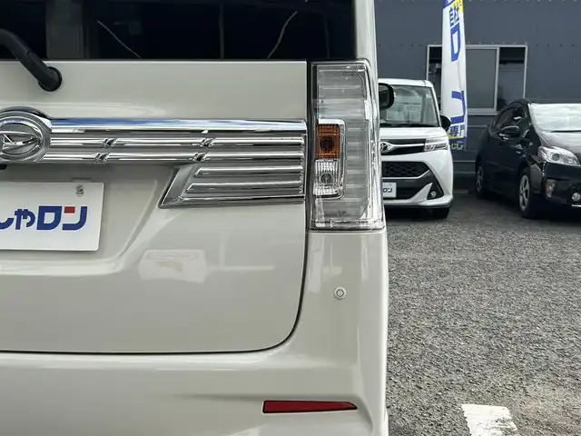 ダイハツ タント カスタム RS SAⅡ 京都府 2016(平28)年 6.1万km パールホワイトⅢ （株）IDOMが運営する【じしゃロン伏見店】の/自社ローン専用車両になります。/こちらは現金またはオートローンご利用時の価格です。/自社ローンご希望の方は別途その旨お申し付けください/純正ナビ/【CD・DVD・ラジオ・TV・SD・BT・iPod・USB・AUX】/両側パワスラ/アイドリングストップ/後方コーナーセンサー/ETC/Bカメラ/ステリモ/横滑り防止装置/レーンキープアシスト/衝突被害軽減システム/純正フロアマット/社外アルミホイール/オートライト/Fフォグ/LEDライト/電格ミラー/ウインカーミラー