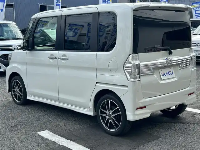 ダイハツ タント カスタム RS SAⅡ 京都府 2016(平28)年 6.1万km パールホワイトⅢ （株）IDOMが運営する【じしゃロン伏見店】の/自社ローン専用車両になります。/こちらは現金またはオートローンご利用時の価格です。/自社ローンご希望の方は別途その旨お申し付けください/純正ナビ/【CD・DVD・ラジオ・TV・SD・BT・iPod・USB・AUX】/両側パワスラ/アイドリングストップ/後方コーナーセンサー/ETC/Bカメラ/ステリモ/横滑り防止装置/レーンキープアシスト/衝突被害軽減システム/純正フロアマット/社外アルミホイール/オートライト/Fフォグ/LEDライト/電格ミラー/ウインカーミラー
