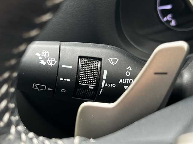 レクサス ＮＸ 300h Fスポーツ 京都府 2019(平31)年 6.9万km グラファイトブラックガラスフレーク 純正メモリナビ/BT/CD/DVD/USB/FM/AM/AUX/フルセグTV/黒革シート　/パワーシート/シートメモリー/エアシート　/シートヒーター　/ステアリングヒーター　/衝突軽減　/車線逸脱防止　/オートハイビーム　/パーキングサポートブレーキ/ＢＳＭ　/前後コーナーセンサー　/レーダークルーズ　/パワーバックドア/バックカメラ/サイドカメラ　/ＡＳＣ　/ＴＰＭＳ　/ETC2.0/パドルシフト/ISOFIX