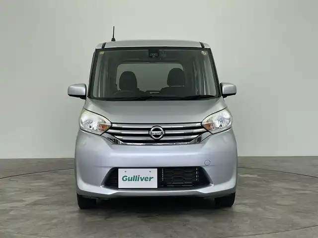 日産 デイズ ルークス X Vセレクション 群馬県 2016(平28)年 8.1万km クールシルバー エマージェンシーブレーキ　純正オーディオ　アラウンドビューモニター　両側パワースライドドア　ベンチシート　純正１４インチＡＷ　アイドリングストップ　ヘッドライトレベライザー　スマートキー　禁煙車