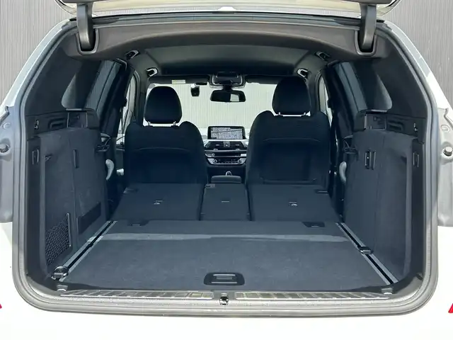 ＢＭＷ Ｘ３ xDrive20d Mスポーツ 道東・釧路十勝 2021(令3)年 3.7万km アルピンホワイトⅢ ４WD/純正ナビ/　　TV/BT/Type-C/screen mirroring/全方位カメラ/ミラーETC/純正前後ドライブレコーダー/ドライビングアシストプロフェッショナル/衝突回避ブレーキ/レーンキーピングアシスト/アクティブクルーズコントロール/パーキングアシストプラス/ヘッドアップディスプレイ/ハーフレザーシート/前席シートヒーター/前席パワーシート/ワイヤレス充電/パワーバックドア/LEDヘッドライト/アクティブヘッドライト/純正19インチAW/純正フロアマット/取扱説明書/保証書