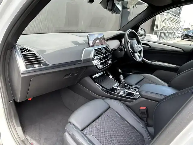 ＢＭＷ Ｘ３ xDrive20d Mスポーツ 道東・釧路十勝 2021(令3)年 3.7万km アルピンホワイトⅢ ４WD/純正ナビ/　　TV/BT/Type-C/screen mirroring/全方位カメラ/ミラーETC/純正前後ドライブレコーダー/ドライビングアシストプロフェッショナル/衝突回避ブレーキ/レーンキーピングアシスト/アクティブクルーズコントロール/パーキングアシストプラス/ヘッドアップディスプレイ/ハーフレザーシート/前席シートヒーター/前席パワーシート/ワイヤレス充電/パワーバックドア/LEDヘッドライト/アクティブヘッドライト/純正19インチAW/純正フロアマット/取扱説明書/保証書