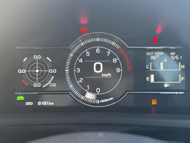 トヨタ ＧＲ８６ RZ 滋賀県 2023(令5)年 0.7万km クリスタルホワイトパール 社外９型ナビ/・Ｂｌｕｅｔｏｏｔｈ/ＨＤＭＩ/フルセグ/AUX//バックカメラ/純正ＬＥＤヘッドライト/オートライト/ハーフレザーシート/前席シートヒーター/クルーズコントロール/ステアリング連動ヘッドライト/革巻ステアリング/純正１８インチAW/スマートキー/ETC/純正フロアマット