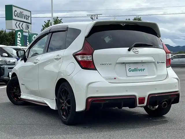 日産 ノート e－パワー ニスモ 奈良県 2019(平31)年 4.7万km ブリリアントホワイトパール 全方位カメラ　/純正ナビ　/デジタルルームミラー　/ETC　/衝突軽減システム　/レーンキープアシスト　/オートライト　/純正フロアマット　/LEDヘッドライト　/スマートキー　/スペアキー1本　/横滑り防止装置　