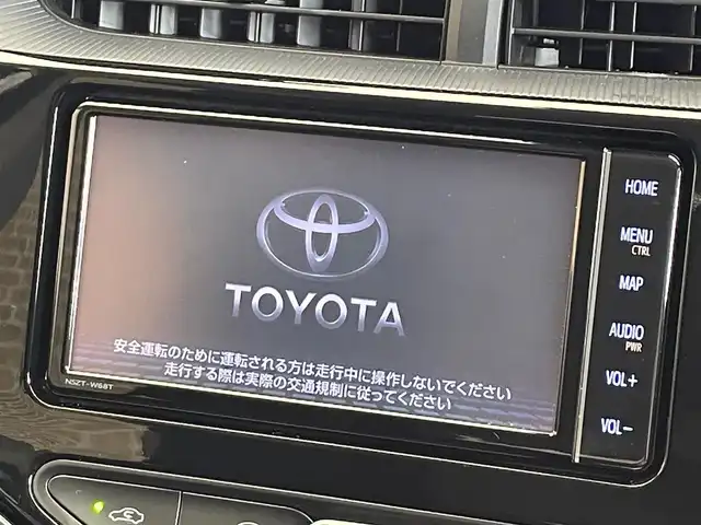 トヨタ アクア S スタイルブラック 岩手県 2019(令1)年 11.3万km ホワイトパールクリスタルシャイン ワンオーナー/寒冷地仕様/トヨタセーフティセンスC/プリクラッシュセーフティ/レーンディパーチャーアラート/オートマチックハイビーム/先行車発進告知機能/クリアランスソナー/横滑り防止装置/純正ナビ/フルセグTV/ETC/バックカメラ/ワイパーデアイサー/オートライト/LEDヘッドランプ/社外15インチアルミホイール