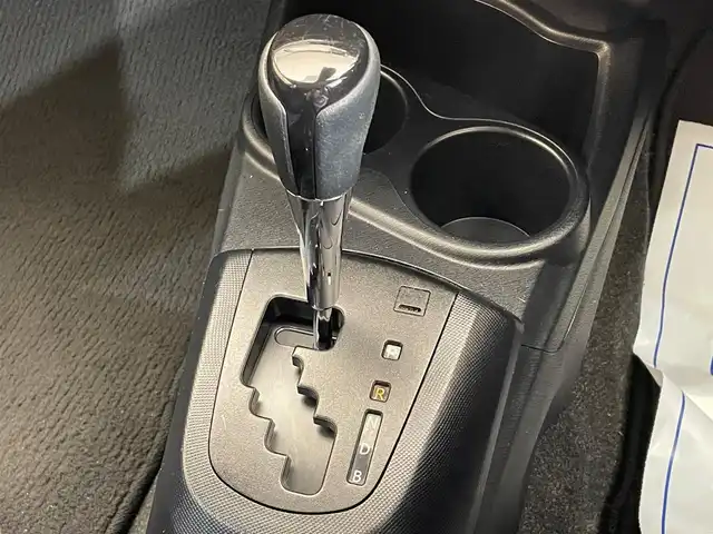 トヨタ アクア S スタイルブラック 岩手県 2019(令1)年 11.3万km ホワイトパールクリスタルシャイン ワンオーナー/寒冷地仕様/トヨタセーフティセンスC/プリクラッシュセーフティ/レーンディパーチャーアラート/オートマチックハイビーム/先行車発進告知機能/クリアランスソナー/横滑り防止装置/純正ナビ/フルセグTV/ETC/バックカメラ/ワイパーデアイサー/オートライト/LEDヘッドランプ/社外15インチアルミホイール