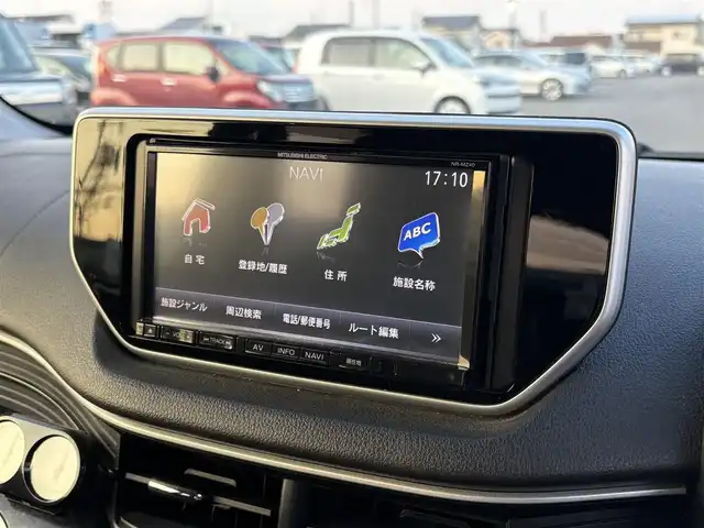 ダイハツ ムーヴ カスタム X ハイパー SA 大分県 2015(平27)年 6.1万km ブラックマイカメタリック/ディープブルークリスタルマイカ 2トーン ・ナビ(CD/DVD/SD)/・ツートンルーフ/・バックカメラ/・ワンセグテレビ/・スマートアシスト/・ドライブレコーダー/・ベンチシート/・ステアリングスイッチ/・スマートキー/・純正アルミホイール