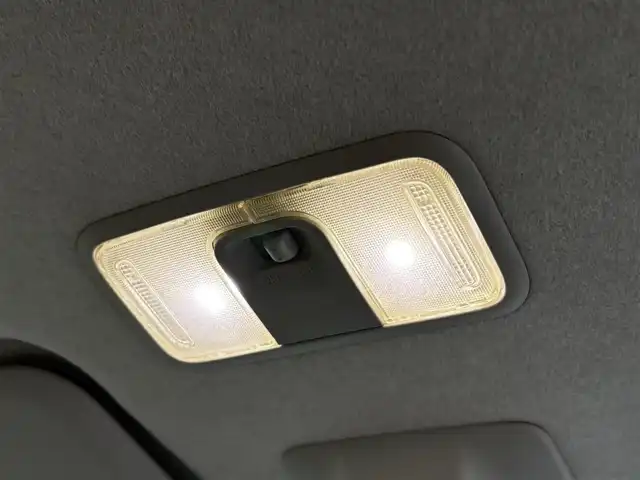 ダイハツ ムーヴ カスタム X ハイパー SA 大分県 2015(平27)年 6.1万km ブラックマイカメタリック/ディープブルークリスタルマイカ 2トーン ・ナビ(CD/DVD/SD)/・ツートンルーフ/・バックカメラ/・ワンセグテレビ/・スマートアシスト/・ドライブレコーダー/・ベンチシート/・ステアリングスイッチ/・スマートキー/・純正アルミホイール