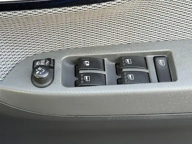 ダイハツ ムーヴ カスタム X ハイパー SA 大分県 2015(平27)年 6.1万km ブラックマイカメタリック/ディープブルークリスタルマイカ 2トーン ・ナビ(CD/DVD/SD)/・ツートンルーフ/・バックカメラ/・ワンセグテレビ/・スマートアシスト/・ドライブレコーダー/・ベンチシート/・ステアリングスイッチ/・スマートキー/・純正アルミホイール