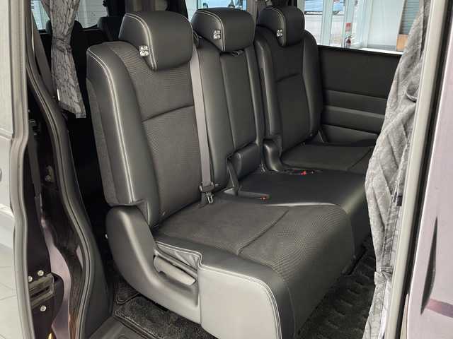 ホンダ ステップワゴン スパーダ Z クールスピリット 新潟県 2013(平25)年 6.3万km プレミアムコスミックバイオレットパール 4WD/純正9インチメモリナビ(VXM-135VFNi)/CD/DVD/フルセグテレビ/ミュージックサーバー/バックカメラ/ETC/ドライブレコーダー/クルーズコントロール/両側パワースライドドア/半革シート/パドルシフト/ステアリングスイッチ/スマートキー/キセノンヘッドライト/オートライト/フォグランプ/社外16インチアルミホイール/純正16インチAW冬タイヤ車載