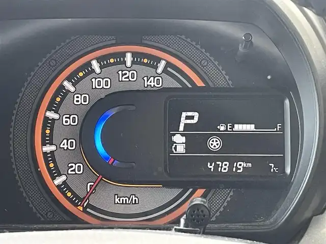 スズキ スペーシア ギア HYBRID XZ 千葉県 2021(令3)年 4.8万km オフブルーメタリック/ガンメタリック2トーンルーフ 純正ナビ（CN-RZ865）/FM.AM / CD.DVD / SD / TV / BT/全方位カメラ/衝突被害軽減システム/レーンアシスト/横滑り防止装置/コーナーセンサー/両側パワースライドドア/レーダークルーズコントロール/ホップアップディスプレイ/アイドリングストップ/ステアリングリモコン/プッシュスタート/スマートキー/ETC/シートヒーター/ドライブレコーダー/USB入力端子/電格ミラー/ウィンカーミラー/LEDヘッドライト/フォグランプ/サーキュレーター/ロールサンシェード/保証書/取扱説明書