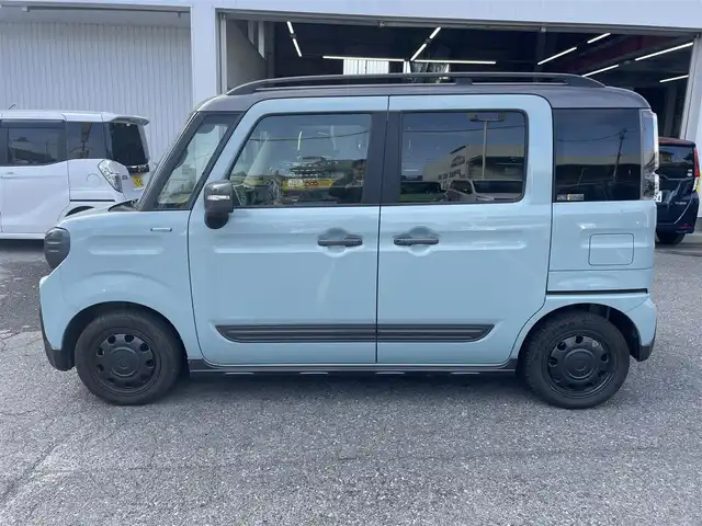 スズキ スペーシア ギア HYBRID XZ 千葉県 2021(令3)年 4.8万km オフブルーメタリック/ガンメタリック2トーンルーフ 純正ナビ（CN-RZ865）/FM.AM / CD.DVD / SD / TV / BT/全方位カメラ/衝突被害軽減システム/レーンアシスト/横滑り防止装置/コーナーセンサー/両側パワースライドドア/レーダークルーズコントロール/ホップアップディスプレイ/アイドリングストップ/ステアリングリモコン/プッシュスタート/スマートキー/ETC/シートヒーター/ドライブレコーダー/USB入力端子/電格ミラー/ウィンカーミラー/LEDヘッドライト/フォグランプ/サーキュレーター/ロールサンシェード/保証書/取扱説明書