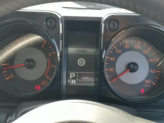 スズキ ジムニー シエラ JC 茨城県 2022(令4)年 1.5万km ジャングルグリーン 社外ナビ/【DISC・SD・ラジオ・TV・BT・iPod・USB・HDMI・AUX】/シートヒーター/ETC2.0/クルコン/ダウンヒルアシストコントロール/４WD/アイドリングストップ/オートライト/オートハイビーム/Fフォグ/LEDライト/ヘッドライトウォッシャー/横滑り防止装置/レーンキープアシスト/衝突被害軽減システム