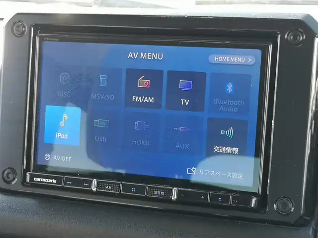 スズキ ジムニー シエラ JC 茨城県 2022(令4)年 1.5万km ジャングルグリーン 社外ナビ/【DISC・SD・ラジオ・TV・BT・iPod・USB・HDMI・AUX】/シートヒーター/ETC2.0/クルコン/ダウンヒルアシストコントロール/４WD/アイドリングストップ/オートライト/オートハイビーム/Fフォグ/LEDライト/ヘッドライトウォッシャー/横滑り防止装置/レーンキープアシスト/衝突被害軽減システム