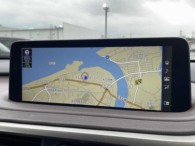 レクサス ＲＸ 450h バージョンL 島根県 2019(令1)年 7.7万km ソニックチタニウム 純正12.3インチメモリナビ/(CD DVD フルセグTV Bluetooth)/パラレルサンルーフ/全方位カメラ/４WD/レクサスセーフティ/・衝突軽減ブレーキ/・車線逸脱警報/・レーントレーシングアシスト/・レーダークルーズコントロール/・ブラインドスポットモニター/・道路標識認識機能/茶革シート/パワーシート/シートヒーター・エアシート/パワーバックドア/ウッドコンビステアリング/ステアリングヒーター/ステアリングリモコン/パドルシフト/置くだけ充電/ドライブレコーダー/ETC2.0/プッシュスタート/電動パーキングブレーキ/オートブレーキホールド/純正フロアマット/LEDヘッドライト/オートライト/オートマチックハイビーム