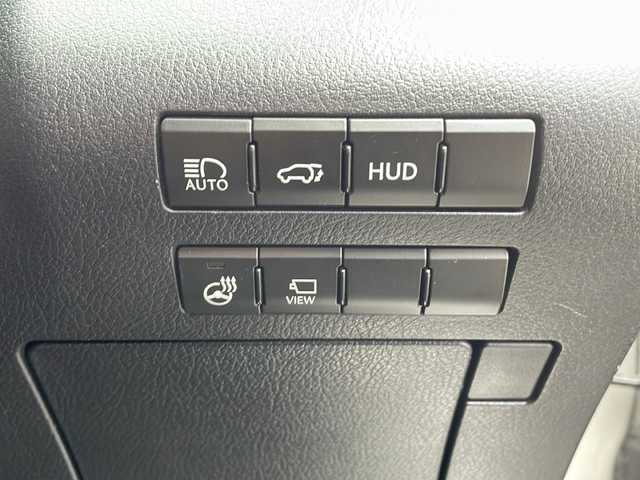 レクサス ＲＸ 450h バージョンL 島根県 2019(令1)年 7.7万km ソニックチタニウム 純正12.3インチメモリナビ/(CD DVD フルセグTV Bluetooth)/パラレルサンルーフ/全方位カメラ/４WD/レクサスセーフティ/・衝突軽減ブレーキ/・車線逸脱警報/・レーントレーシングアシスト/・レーダークルーズコントロール/・ブラインドスポットモニター/・道路標識認識機能/茶革シート/パワーシート/シートヒーター・エアシート/パワーバックドア/ウッドコンビステアリング/ステアリングヒーター/ステアリングリモコン/パドルシフト/置くだけ充電/ドライブレコーダー/ETC2.0/プッシュスタート/電動パーキングブレーキ/オートブレーキホールド/純正フロアマット/LEDヘッドライト/オートライト/オートマチックハイビーム